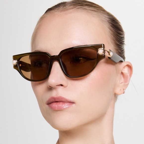 Le Specs x Missoma Pearl Sunglasses - Picture 2 of 11